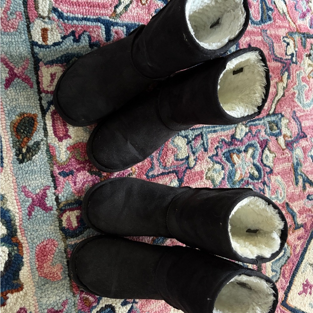 Dawgs Black Faux-Shearling Ankle Boots